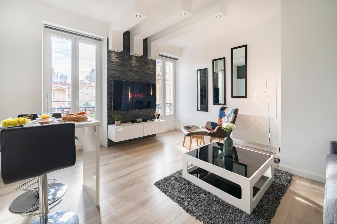 Frontiere Monaco, Appartement Renove Entierement - Ag Beausoleil Buitenkant foto